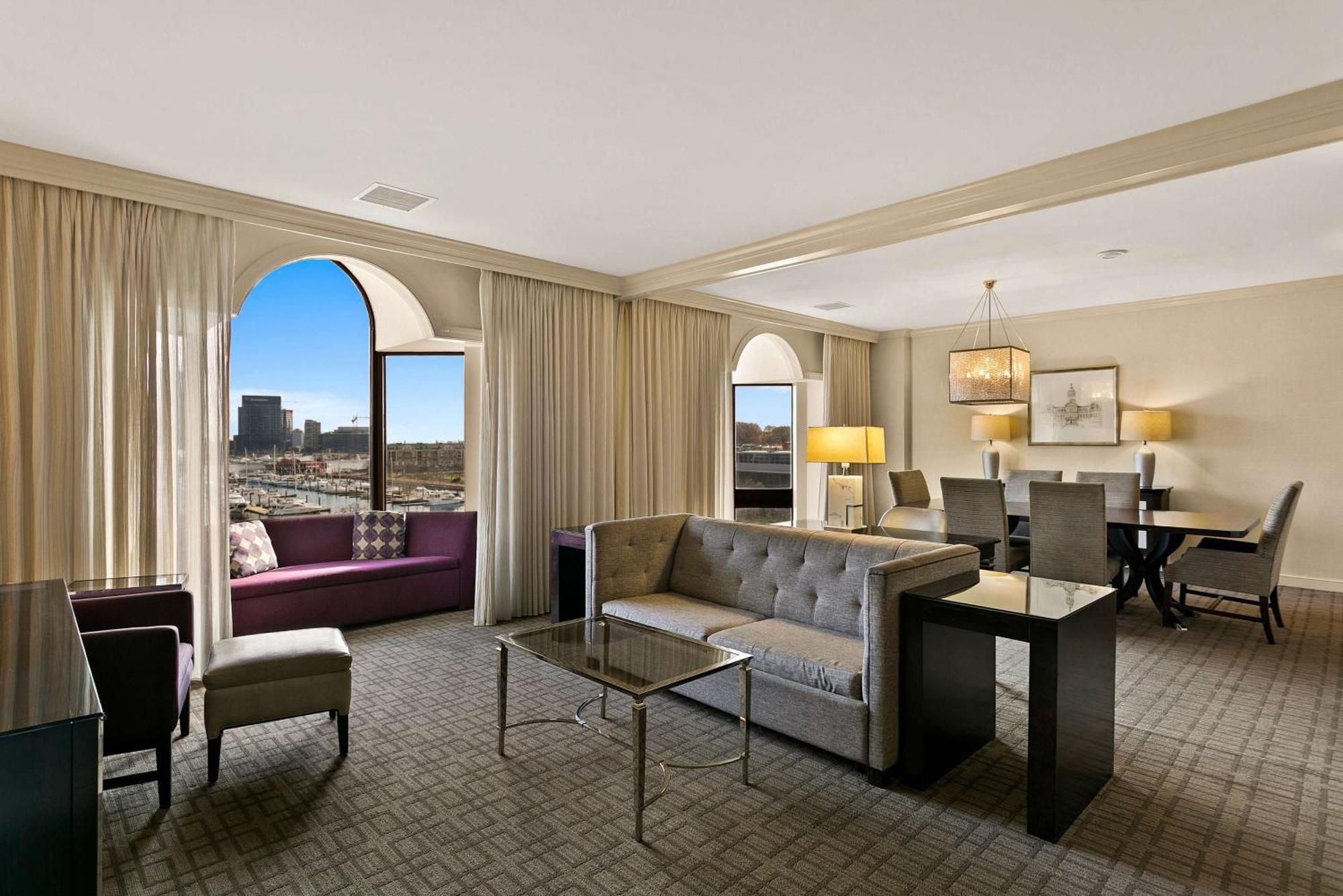 The Royal Sonesta Harbor Court 4* Baltimore